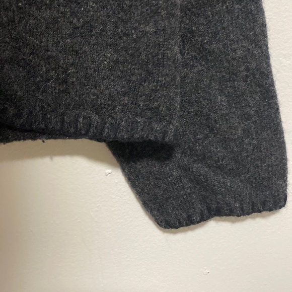 Eddie Bauer 100% lambs wool sweater size L - Picture 3 of 7